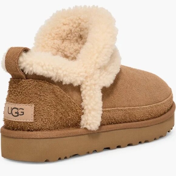 UGG Classic Ultra Mini Spillseam Genuine Shearling Booties Size 6 - Picture 2 of 8